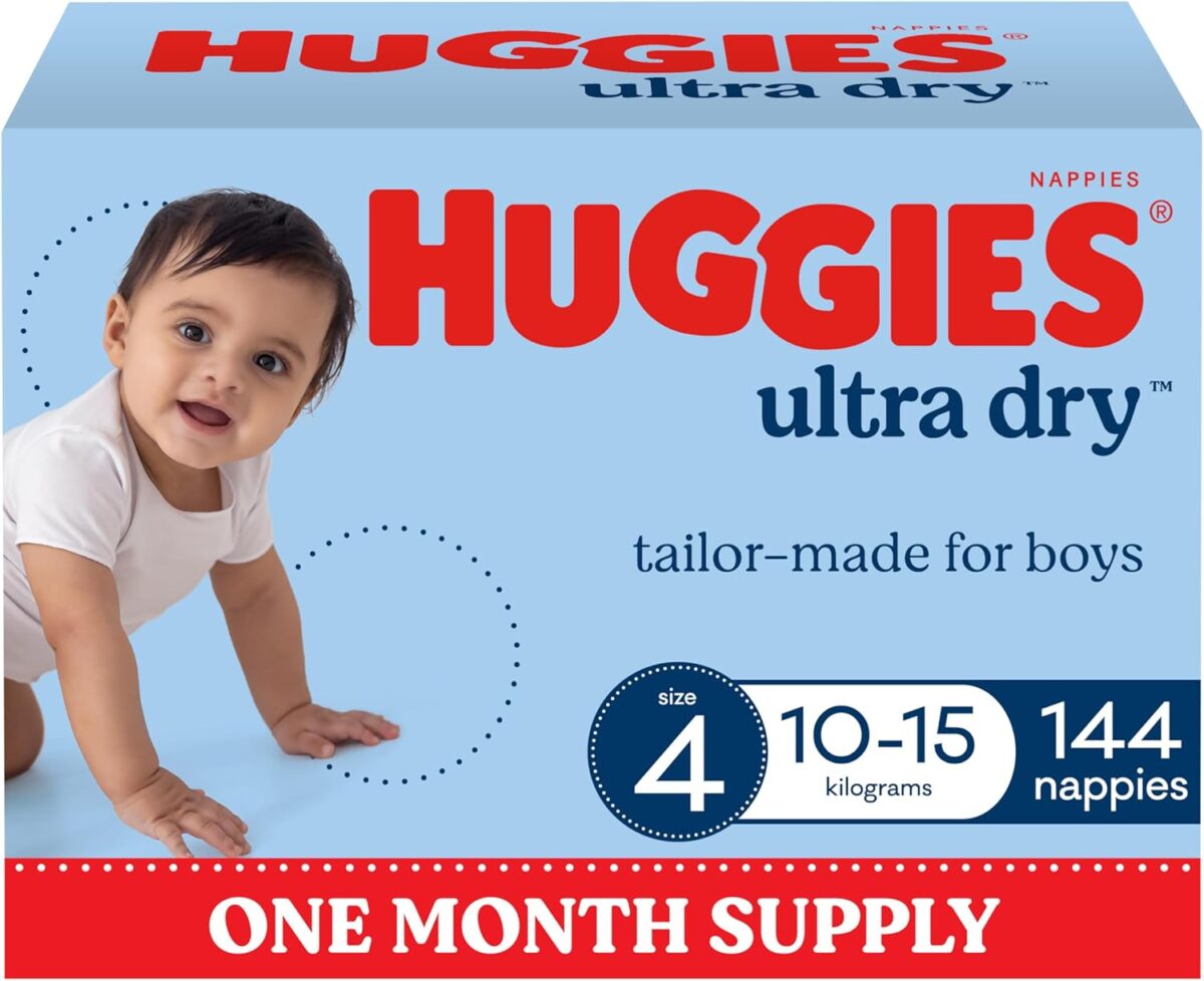 71qcfmpCcdL._AC_SL1500_ Huggies Ultra Dry Nappies Boys Size 4 – 144 Count (10–15kg) One Month Supply