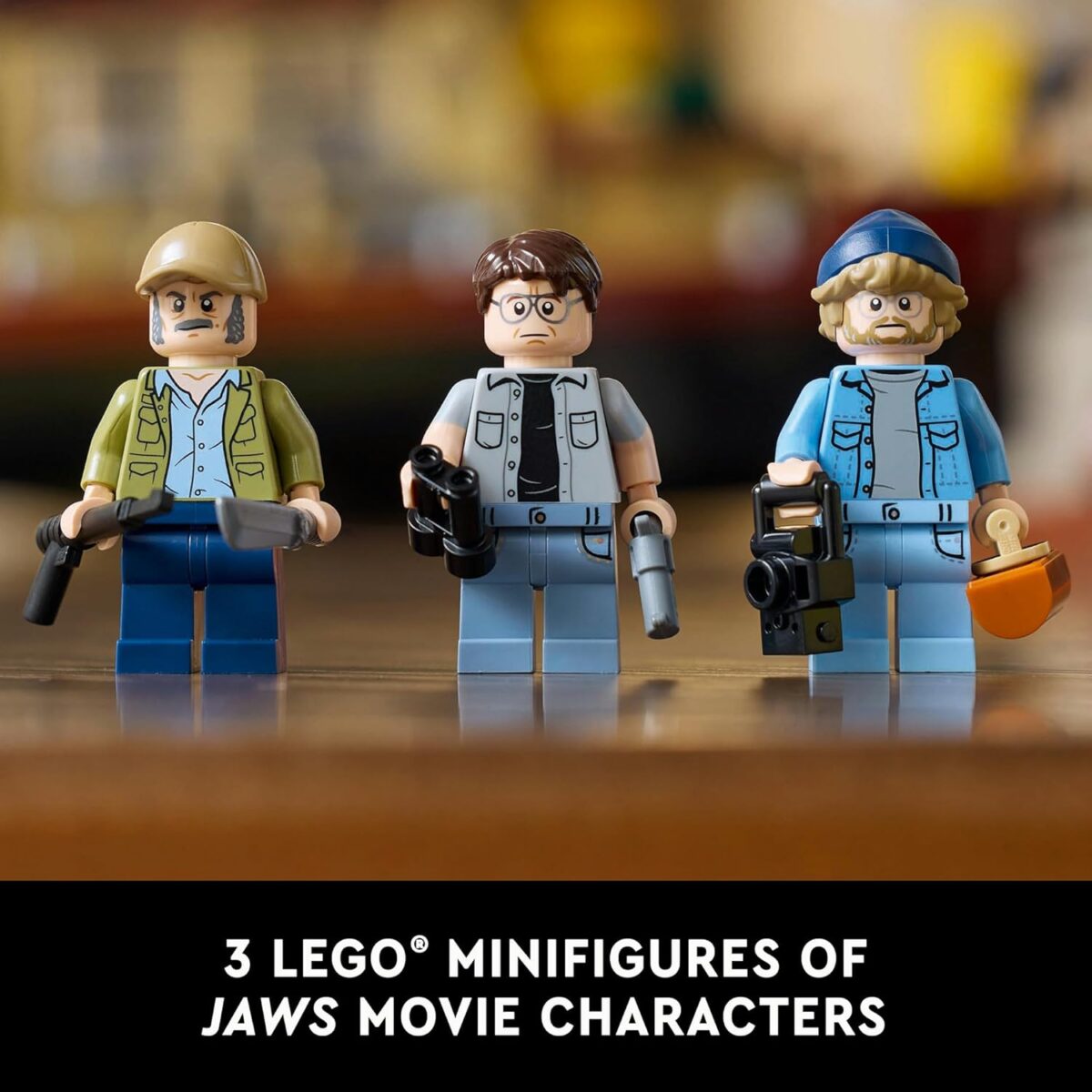 LEGO® Ideas Jaws Set 21350 Shark Treat for Classic-Film-Lovers, Diorama Kit for Adults, Orca Boat, Chief Brody, Hooper and Quint Minifigures, Buildable Movie Memorabilia