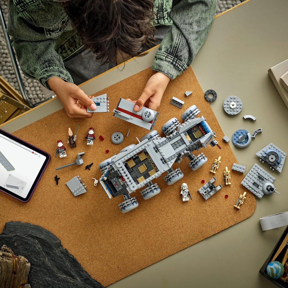 LEGO® Star Wars: The Clone Wars™ Republic Juggernaut Set 75413 Buildable Transport Vehicle Toy for Kids, Includes 3 Battle Droids, a Lightsaber™ and 7 Blasters, Toy for Boys, Girls and Any Fans LEGO® Star Wars: The Clone Wars™ Republic Juggernaut Set 75413 Buildable Transport Vehicle Toy for Kids, Includes 3 Battle Droids, a Lightsaber™ and 7 Blasters, Toy for Boys, Girls and Any Fans